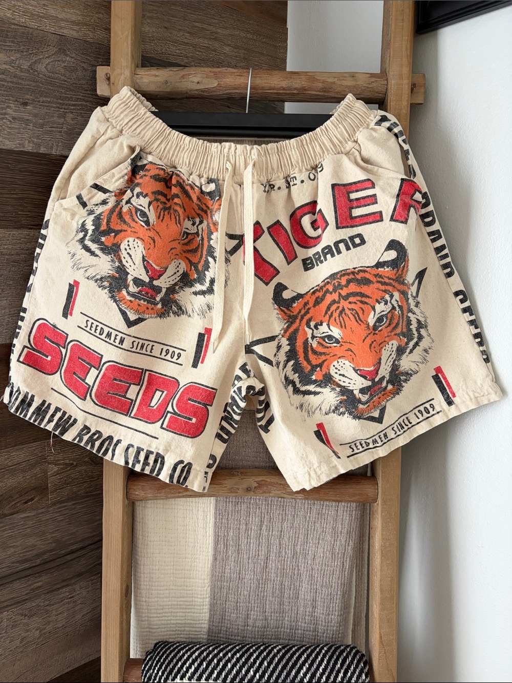 🆕 Vintage Sack Tiger Shorts 🐅
